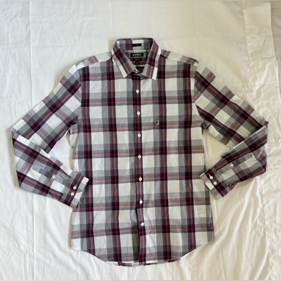 Express Other - Express Men’s Slim Button Down Shirt in Navy/Red Plaid Sz M 15-15.5”